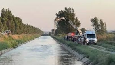 Pikap Sulama Kanalına Devrildi, Sürücü Hayatını Kaybetti