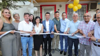 Bayraklı’da Gelinlik ve Damatlık Evi Hizmete Açıldı