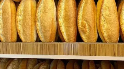 İzmir’de Ekmek 15 Lira Oldu