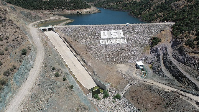 Güveli Sulaması Sayesinde Demirci’ye Can Suyu