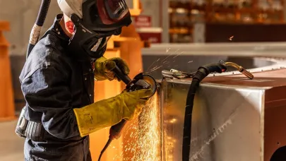 İzmir’de Yenilenebilir Enerjiye Üniversiteli Tekniker Desteği
