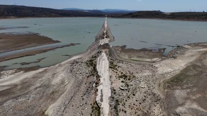 Kuraklık Eski Yolu Ortaya Çıkardı