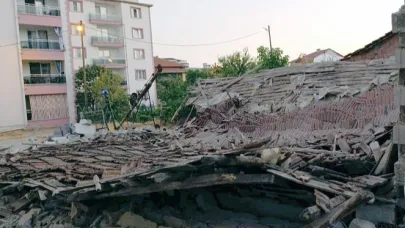 Manisa’da depremde 6 kişi yaralandı