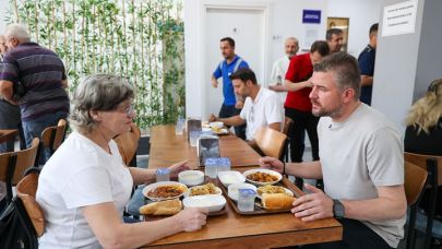 Buca’da Askıda Yemekle 26 Bin Kişiye Destek