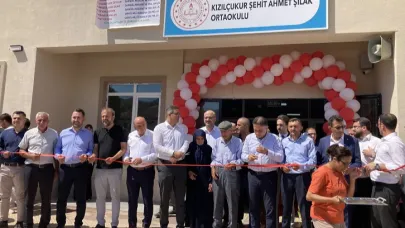 Sarıgöl’de Yeni Ortaokul Hizmete Açıldı