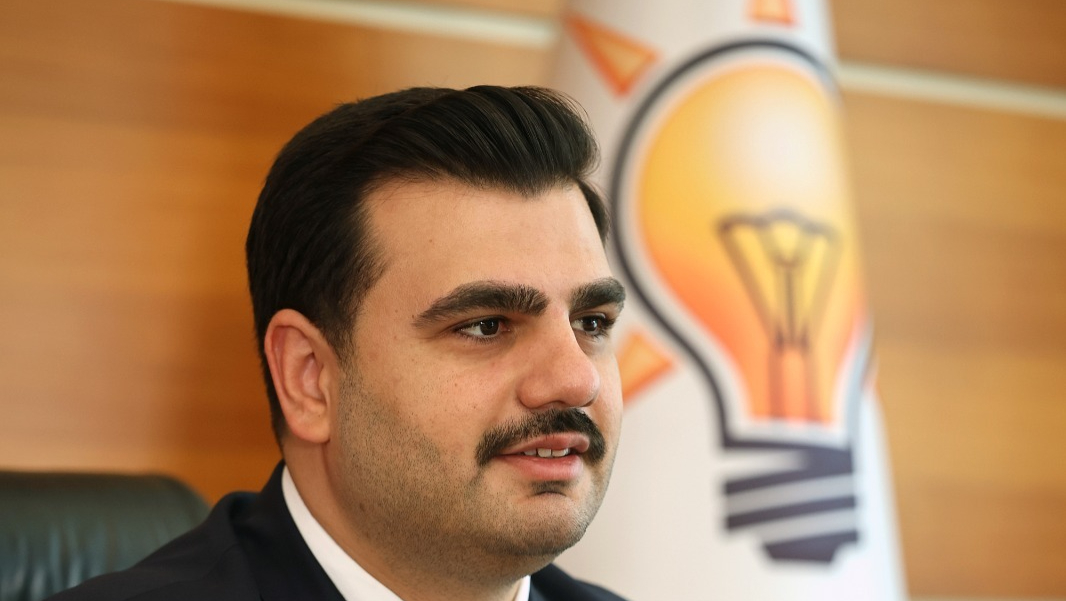 İnan’dan Büyükşehir’e Su Tepkisi