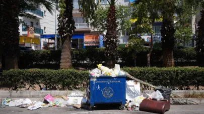 İzmir’de Çöp Sorunu Vatandaşları Çileden Çıkardı