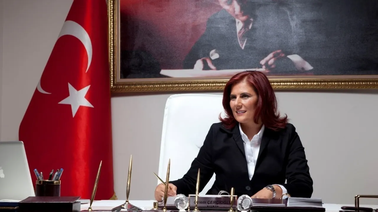 Özlem Çerçioğlu neden istifa ettiğini açıkladı