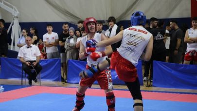 Kütahya’da Zafer Kupası Kick Boks Turnuvası