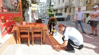 Konak’ta Kaldırımlar Sarı Çizgiyle Düzenleniyor
