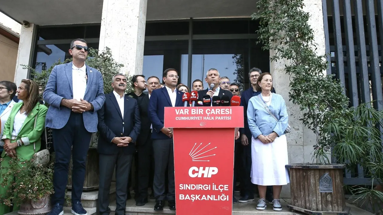 Özel: “Sındırgı derhal afet bölgesi ilan edilmeli”