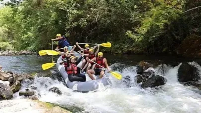 Fırtına Deresi’nde rafting coşkusu