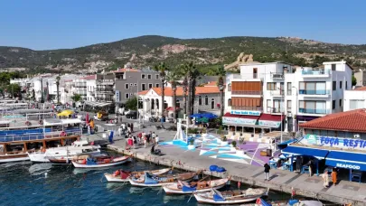 Foça Küçük Deniz Meydanı, Güzel İzmir Hareketi ile yenilendi