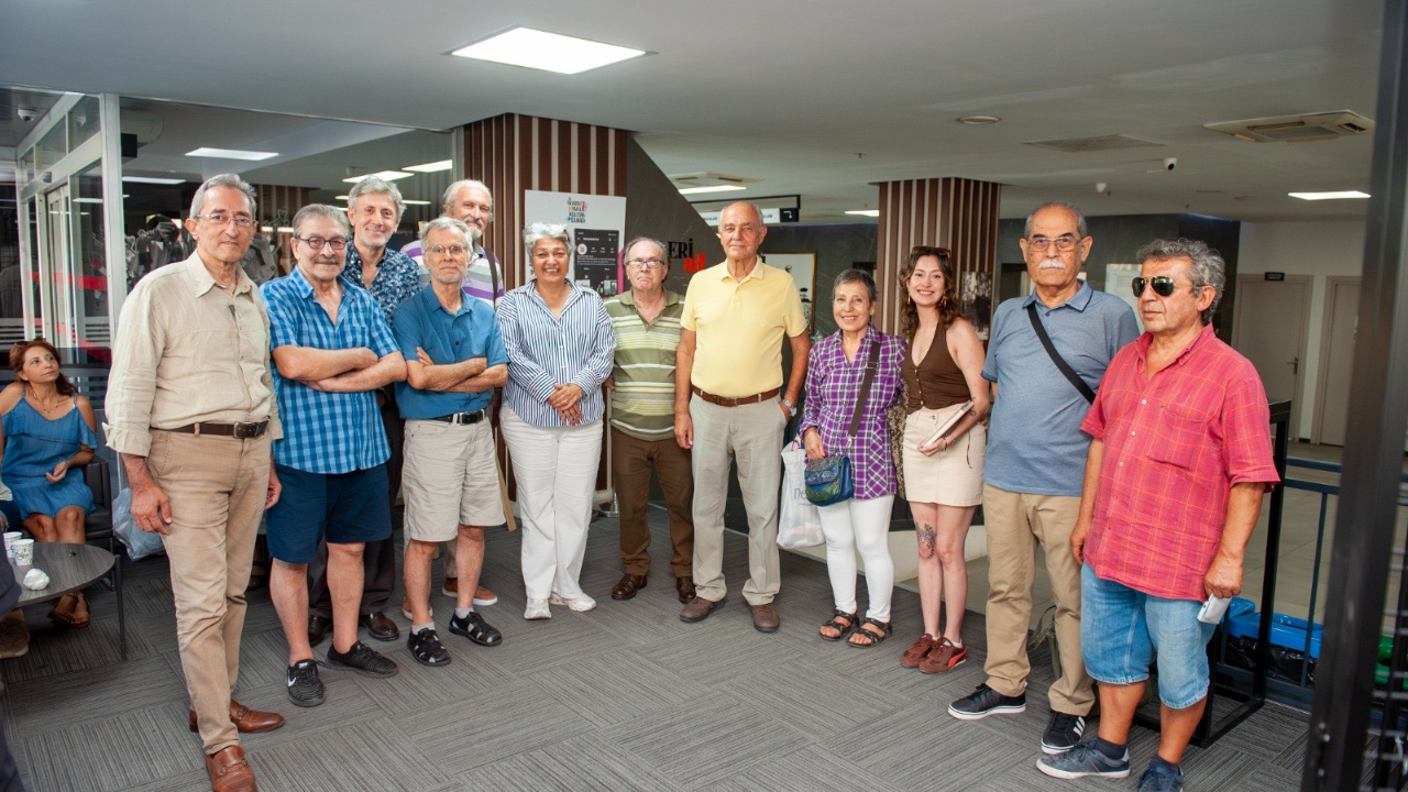 Karşıyaka’da Zafer Bayramı’na Özel Atatürk Sergisi