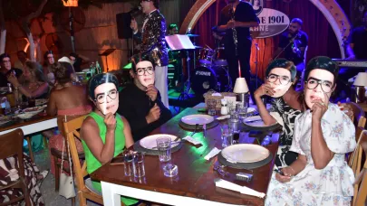 Yılmaz Morgül’e Bodrum’da maskeli sürpriz