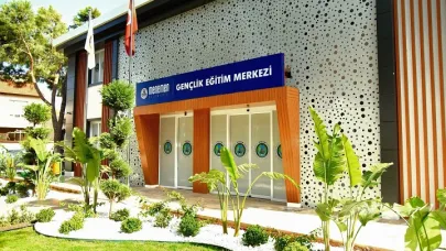 Menemen Belediyesi’nden mezunlara ücretsiz YKS desteği