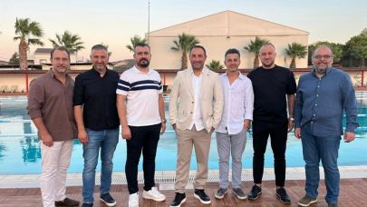 TSYD İzmir Şubesi’nden “Yaza Veda” Partisi