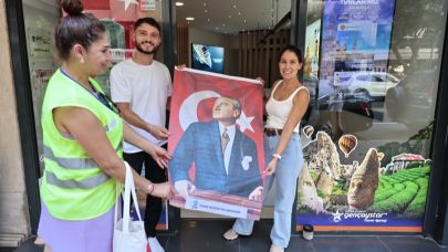 Konak Belediyesi’nden esnafa 30 Ağustos sürprizi