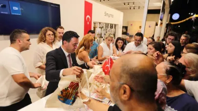 Bayraklı Belediyesi fuarda renk kattı