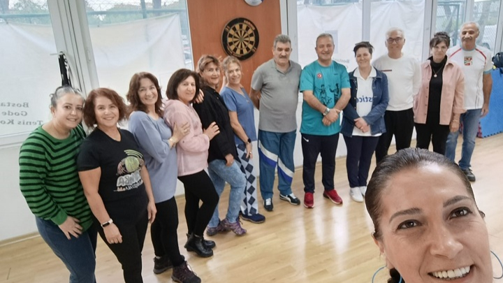 Karşıyaka’da halk oyunlarına “ikinci bahar” daveti