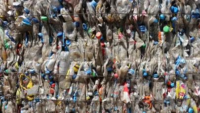 Türkiye, plastik kirliliğiyle mücadeleyi 44 eylemlik yol haritasıyla güçlendiriyor