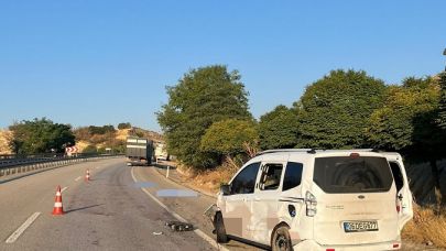 Lastik Değiştirirken Kamyonet Çarpan Çift Öldü