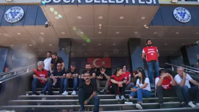 İzmir’de belediye çalışanları iş bıraktı