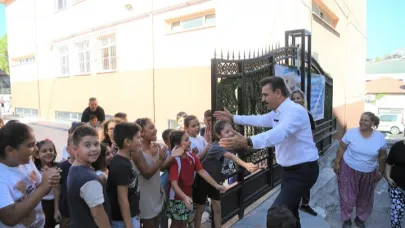Dikili Belediyesi’nden Minik Öğrencilere Eğitim Desteği