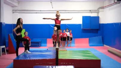 Bayraklı’da yaz spor okulları 3 bin 500 sporseveri buluşturdu