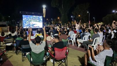 Final Heyecanı Konak’ta Dev Ekranlarda