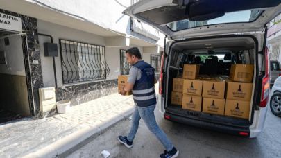 Bir Telefonla 90 Bin Gıda Paketi