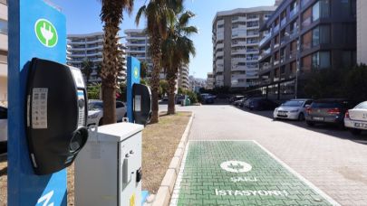 Narlıdere’de Elektrikli Araç Şarj Ağı Genişliyor