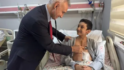 Yusuf Selim Üçüncü Kalp Ameliyatıyla Hayata Tutundu