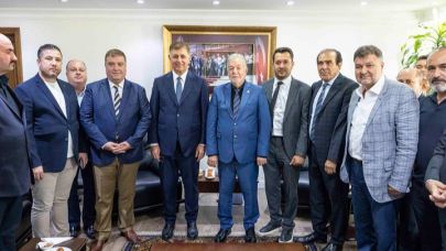 Başkan Tugay, İESOB Yönetimiyle Görüştü