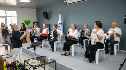 Güzelbahçe’de Sağlıklı Yaş Alma Merkezi yeni sezonunu açtı