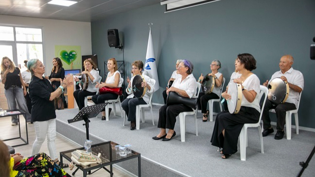 Güzelbahçe’de Sağlıklı Yaş Alma Merkezi yeni sezonunu açtı