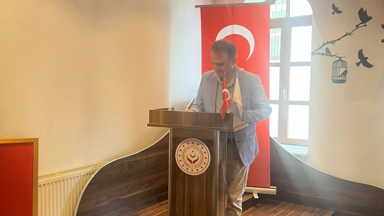 Şehidin Helvası Sizin Ocakta Kavrulmadıkça