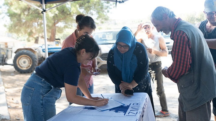 Büyükşehir’den Yangın Mağduru Köylere 40 Ton Yem Desteği