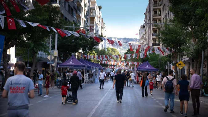 İzmir’de Otomobilsiz Kent Günü’ne Yoğun İlgi