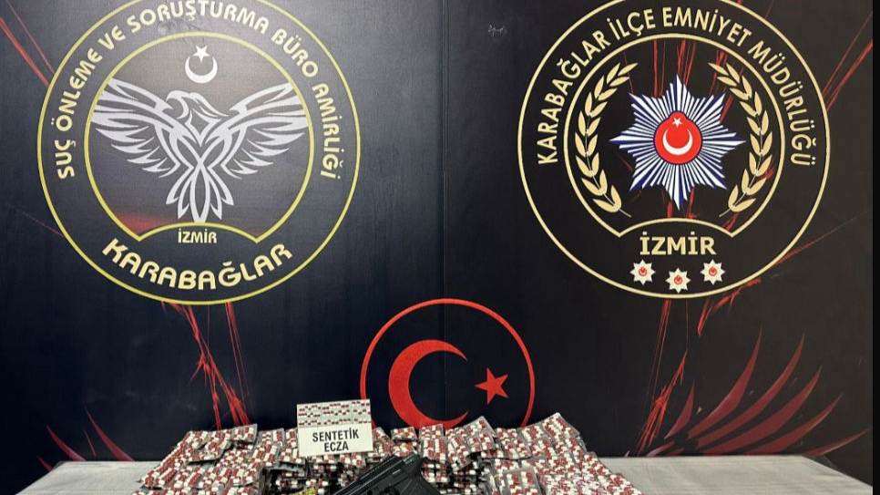Karabağlar’da güvercin kümesinde uyuşturucu operasyonu