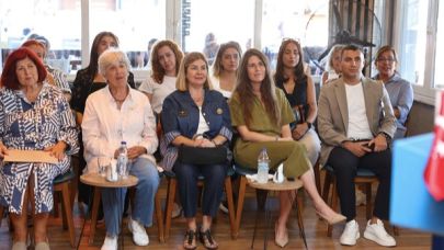 Başkan Denizli’den genç kadınlara liderlik ve dayanışma mesajı