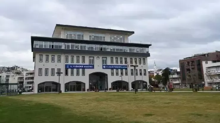 Kuşadası Belediyesi Binasi İddialarına Yalanlama