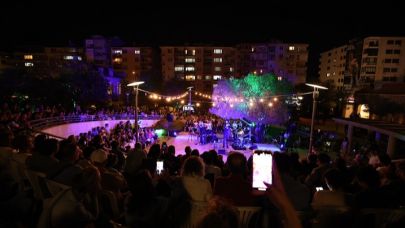 Zeytin Ağacı Altında Caz Keyfi