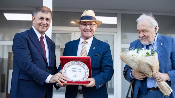 Prof. Dr. İlber Ortaylı Kütüphanesi Kültürpark’ta Açıldı