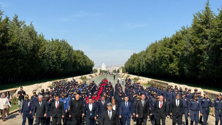 İtfaiyeciler Ata’nın Huzurunda