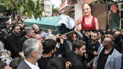 Şarkıcı Güllü Son Yolculuğuna Uğurlandı