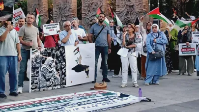 FİLİSTİN’E ÖZGÜRLÜK PLATFORMU’NDAN SUMUD FİLOSUNA DESTEK
