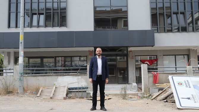 Yaşadı’dan Sert Çıkış: “Gençlik Merkezi Hâlâ Bitmedi”
