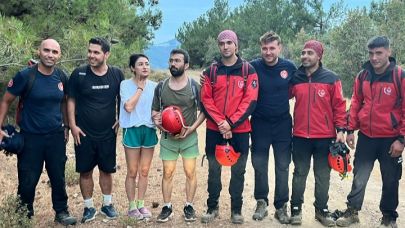 İzmir İtfaiyesi Kayalıklarda Mahsur Kalan Gençleri Kurtardı