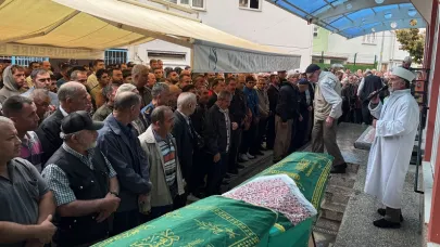 Salihli’de Feci Kaza'da ölenler toprağa verildi